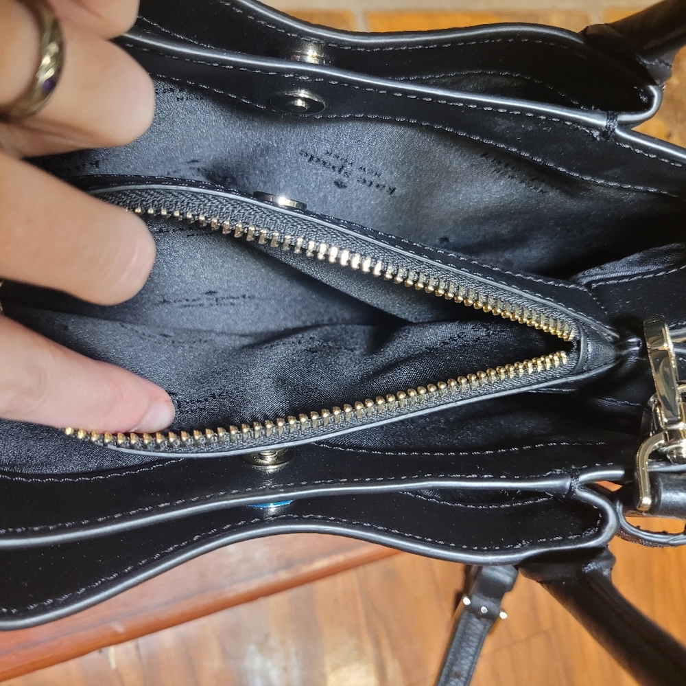 Kate Spade Purse - Picture 6 of 11